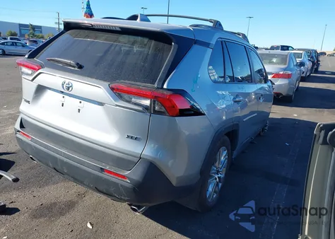 2025 Toyota Rav4 Xle Premium из США, поврежденный, VIN 2T3C1RFV2SW411268